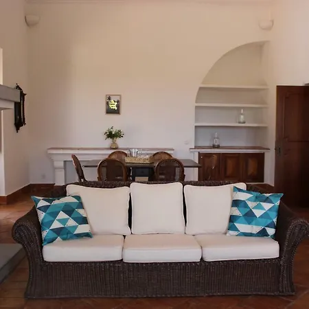 Quinta Da Nora Mourisca 度假居 *